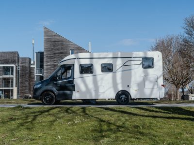 TRAMP S 585 AC GLAVAN VOZILA NA PRODAJ UDOBNA ELEGANTNA