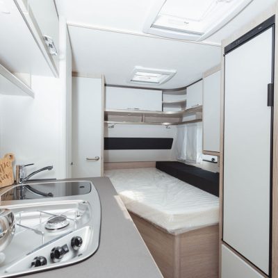 Prikolica Buerstner PREMIO 455 TS black forest AC GLAVAN