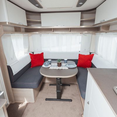 Prikolica Buerstner PREMIO 455 TS black forest AC GLAVAN