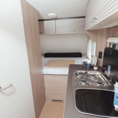 PRIKOLICA Buerstner PREMIO LIFE 430 TS AC GLAVAN