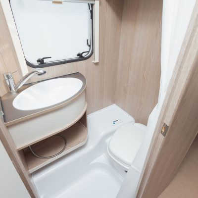 PRIKOLICA Buerstner PREMIO LIFE 480 TL AC GLAVAN