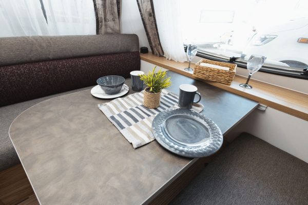 PRIKOLICA Eriba FEELING 442 AC GLAVAN