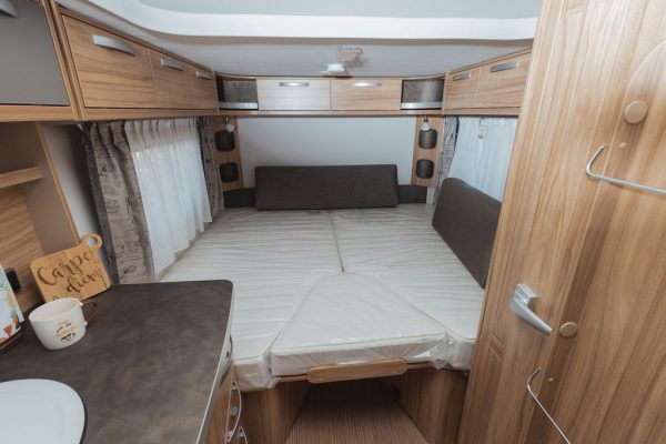 PRIKOLICA Eriba FEELING 442 AC GLAVAN